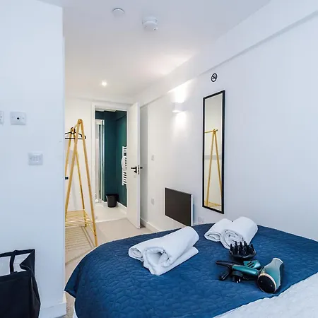 Stylish 2br 3 Baths 6 Guests