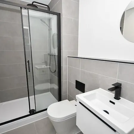 Apartamento Modern 2 Bedroom In W Balcony Manchester