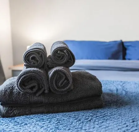 Lägenhet Arosa Escape- Modern2 Bed Suite,sleeps 5,free Parking,ps4,kingbed,wifi,near Christies Manchester