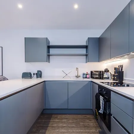 Stylish 1br Near Centre Salford Lägenhet *