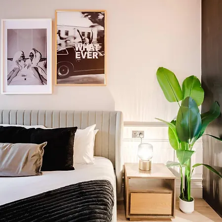 Walk To Chinatown &theatres * מנצ'סטר