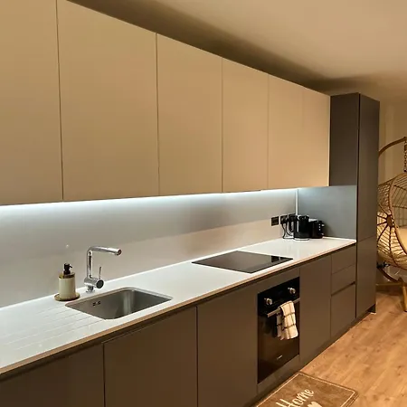 Spacious Local Attractions Gym Parking Manchester