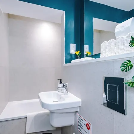 Stylish 2br 3 Baths 6 Guests Appartamento