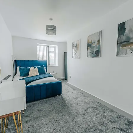 Apartament The Royal 1br Near Etihad Stadium & Coop Live *