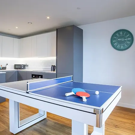 Apartment Centre Apartment, Pool Table Manchester