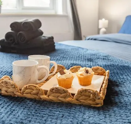 公寓 Arosa Escape- Modern2 Bed Suite,sleeps 5,free Parking,ps4,kingbed,wifi,near Christies 曼彻斯特
