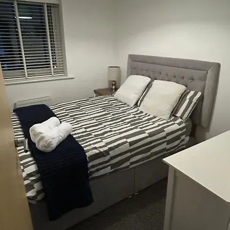 Large Centre 3bd Cosy - Etihad - Cooplive מנצ'סטר