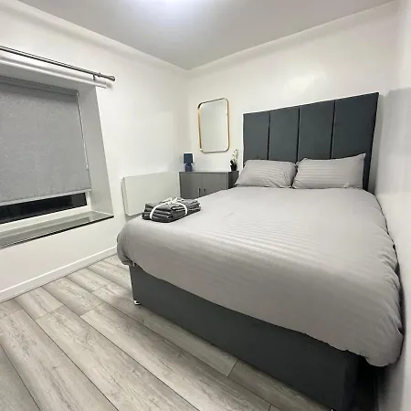2 Bedroom - Near Coop Live & Etihad Stadium Apartamento *