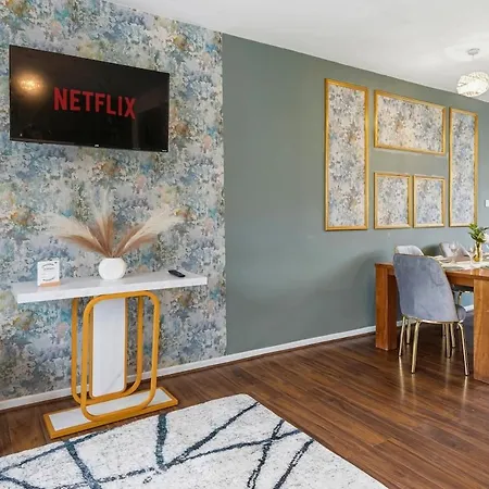 Apartman Modern 4 Bedroom House For 9 Guests With Free Parking By The Cosy Corner Nationwide