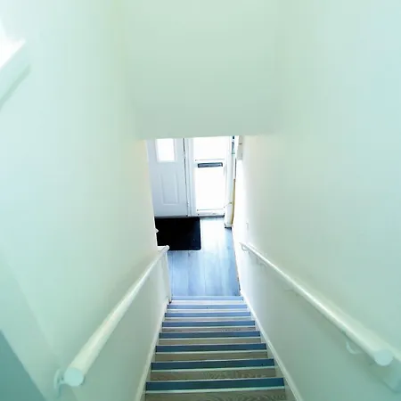 Manchester City Vantage Home - 2 Bedroom With Free Parking *