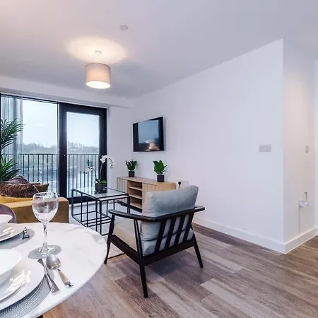 Apartmán Cosy 1br Near Media & Centre *