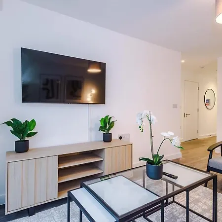 Cosy 1br Near Media & Centre Apartmán *