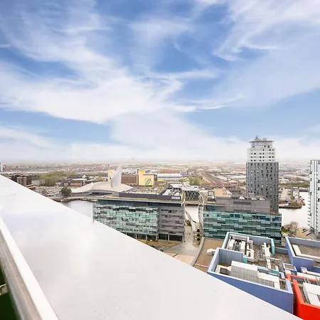 Penthouse Skyline - 2br, Massive Terrace Retreat Manchester