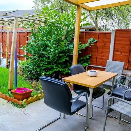 Manchester City Vantage Home - 2 Bedroom With Free Parking * Manchester