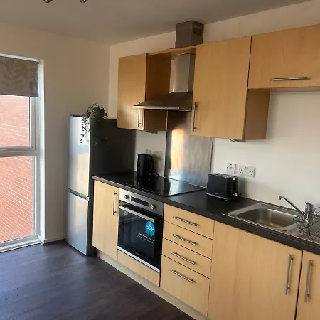 Apartamento Comfortable 2-bedroom Flat Close Etihad And Coop Live