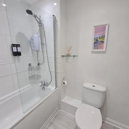 2 Bedroom In Manchester-sleeps 6-near Coop Live & Etihad With Free Parking