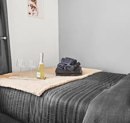 公寓 Arosa Escape- Modern2 Bed Suite,sleeps 5,free Parking,ps4,kingbed,wifi,near Christies 曼彻斯特