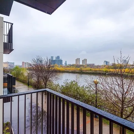 Cosy 1br Near Media & Centre Apartmán *