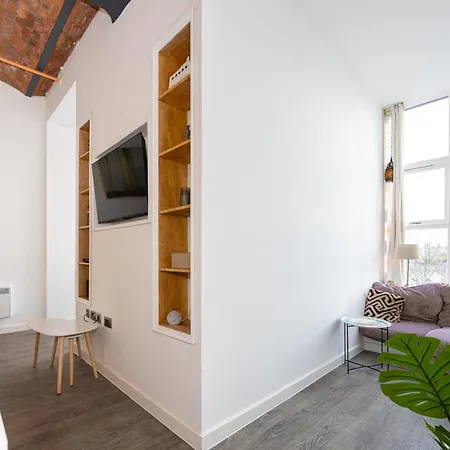 Stylish Mill With Sauna And Free Parking Μάντσεστερ