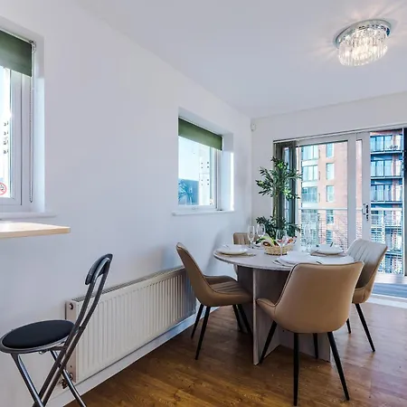 Stylish Mcr 1br Etihad Coop Live Parking * Manchester