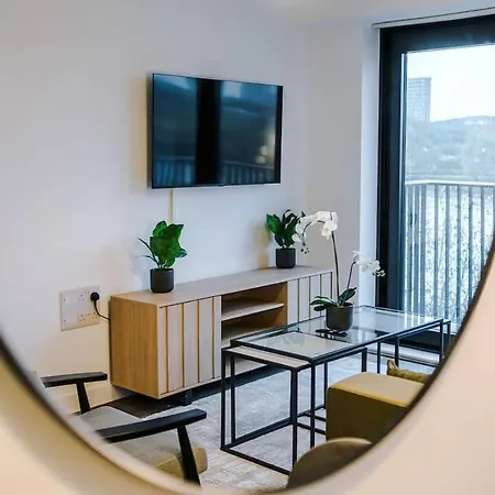 Cosy 1br Near Media & Centre Apartmán