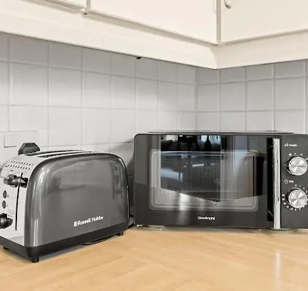 公寓 Arosa Escape- Modern2 Bed Suite,sleeps 5,free Parking,ps4,kingbed,wifi,near Christies