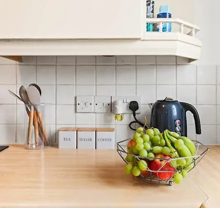 Arosa Escape- Modern2 Bed Suite,sleeps 5,free Parking,ps4,kingbed,wifi,near Christies 公寓 曼彻斯特