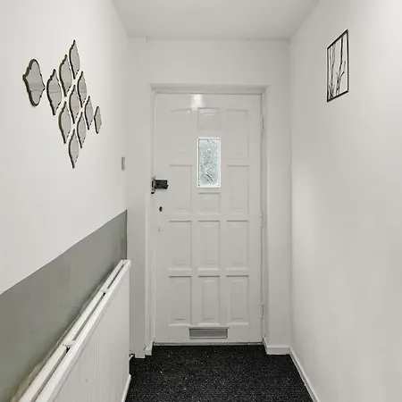Modern 4 Bedroom House For 9 Guests With Free Parking By The Cosy Corner Nationwide 아파트 맨체스터