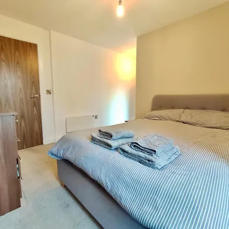 Modern Near Oxford Road, Centre Апартаменты Манчестер