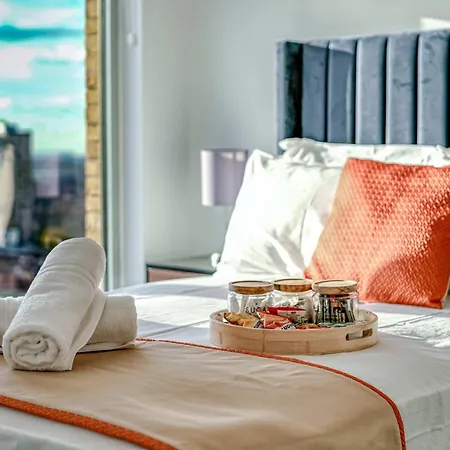 Apartament The Trafford Centre - City View - Close To Airport - Sleeps 6 *