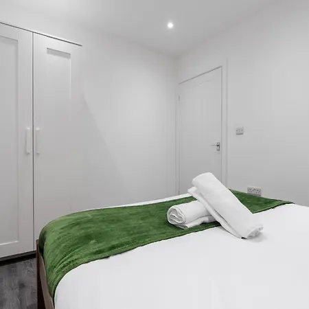 The Ideal Urban 4br - Coop - Etihad - Parking - Ev *