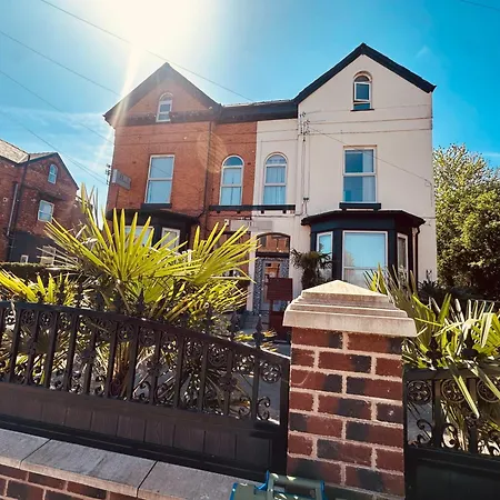 Hendham House - Near Etihad Stadium, Coop Live Arena, Ao Arena, Piccadilly Train Station & Centre 2* Manchester