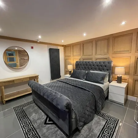 Hendham House - Near Etihad Stadium, Coop Live Arena, Ao Arena, Piccadilly Train Station & Centre Guest house 2*