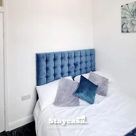 Cowesby Co-living - Private Self-cater Tatil Evi Manchester