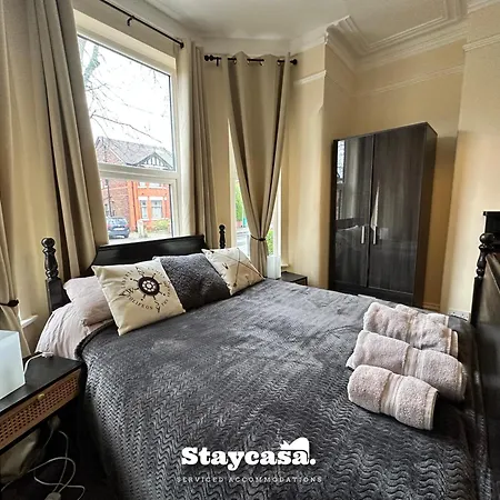 Spacious 5br In Leafy Withington Nyaraló Manchester