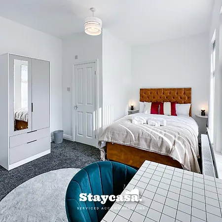 Konukevi Ashfield Co-living - Private Self-cater Manchester