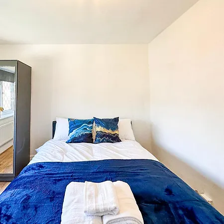 5br Jacuzzi, Garden & Parking Casa vacanze