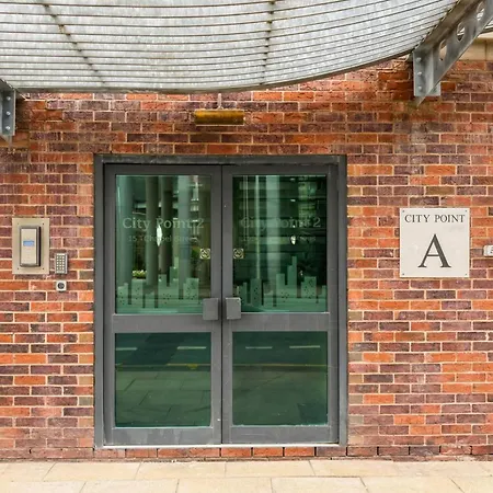 Spacious 2 Double Bedroom Near Centre, Salford Apartman Manchester