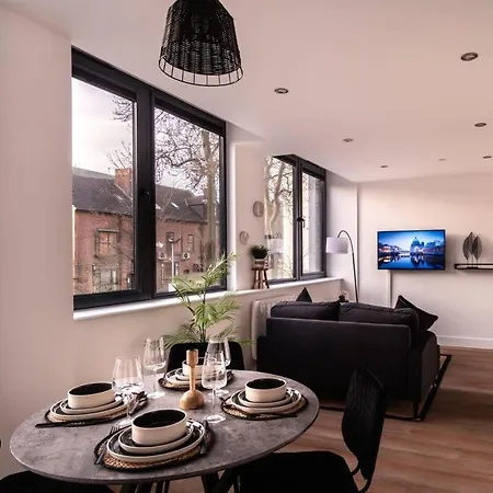 Апартаменты Stayzeni, Alexandra Rise Sleek 1 Bed Манчестер