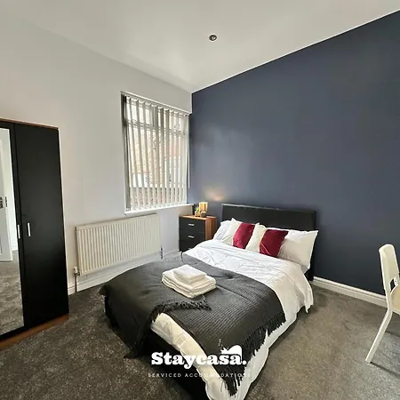Daisybank Co-living - Private Self-cater * Manchester