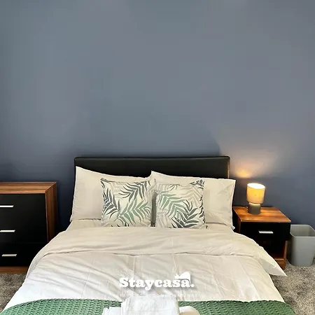 Daisybank Co-living - Private Self-cater Manchester
