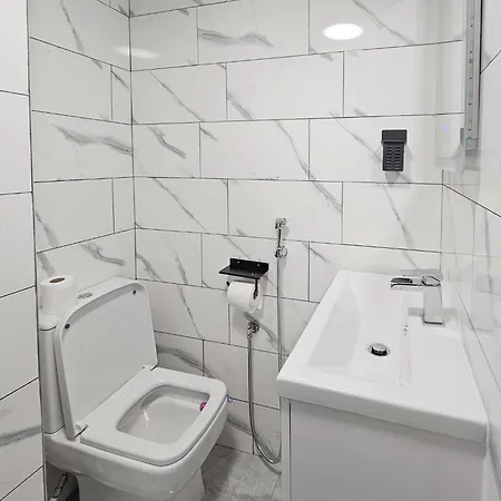Beresford Co-living - Private Self-cater *
