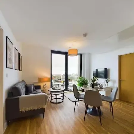 New! 2 Bedroom Flat In Waters By With Us, Perfect For Families, Couples & Groups, Free Private Parking! * 맨체스터