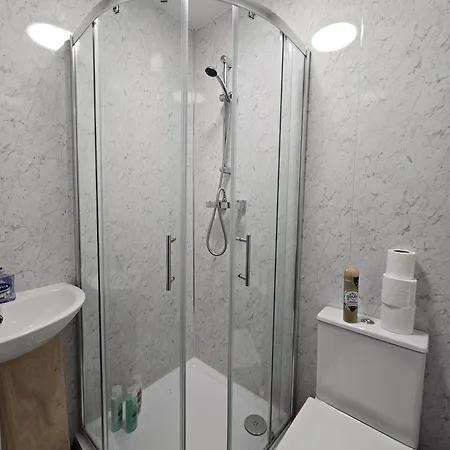 Сasa de vacaciones Landcross Co-living - Private Self-cater *