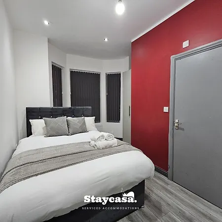 Landcross Co-living - Private Self-cater *