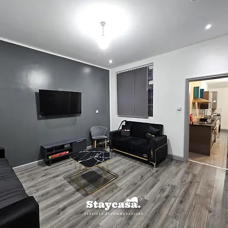 Landcross Co-living - Private Self-cater