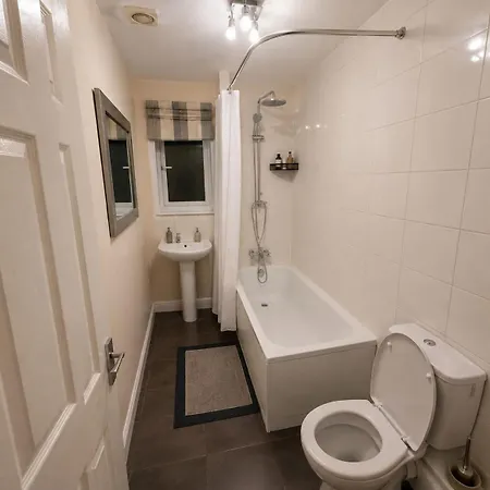 Vibrant Mcr Townhouse - Cc - Apollo - Sleeps14 Semesterbostad *