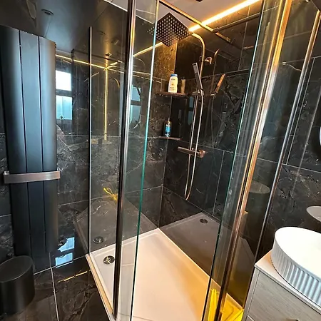 Luxehaus Mcr * 曼彻斯特