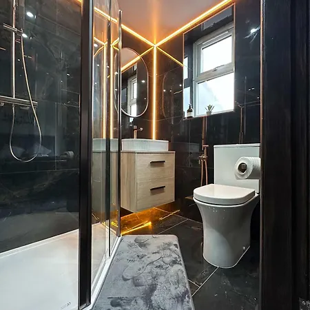 Luxehaus Mcr 度假居 曼彻斯特