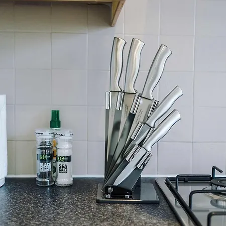 Spacious 2-bed 5mins To Co-op Live & Etihad Campus W Free Parking Manchester